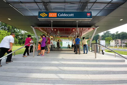 SINGAPORE METRO STATION